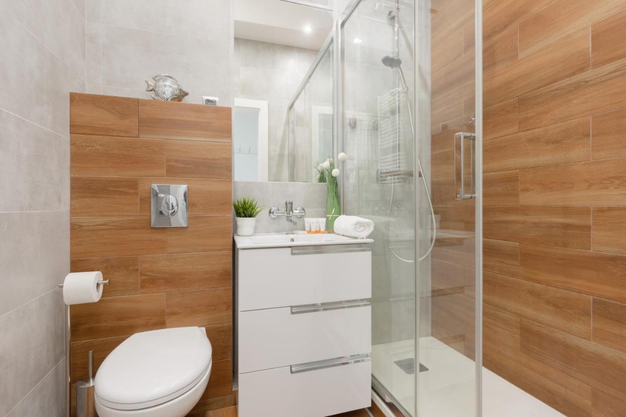 Apartments The View By Noclegi Renters Warsawa Bagian luar foto