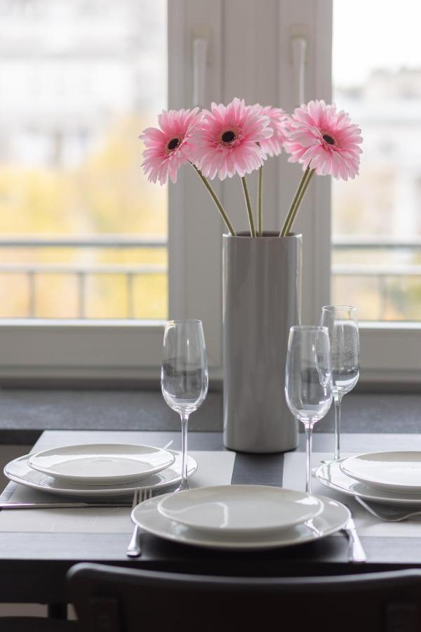 Apartments The View By Noclegi Renters Warsawa Bagian luar foto
