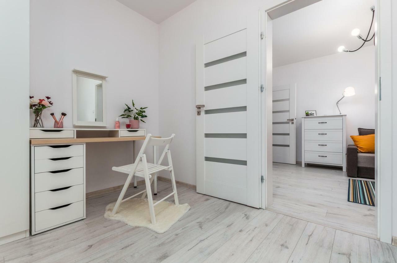 Apartments The View By Noclegi Renters Warsawa Bagian luar foto