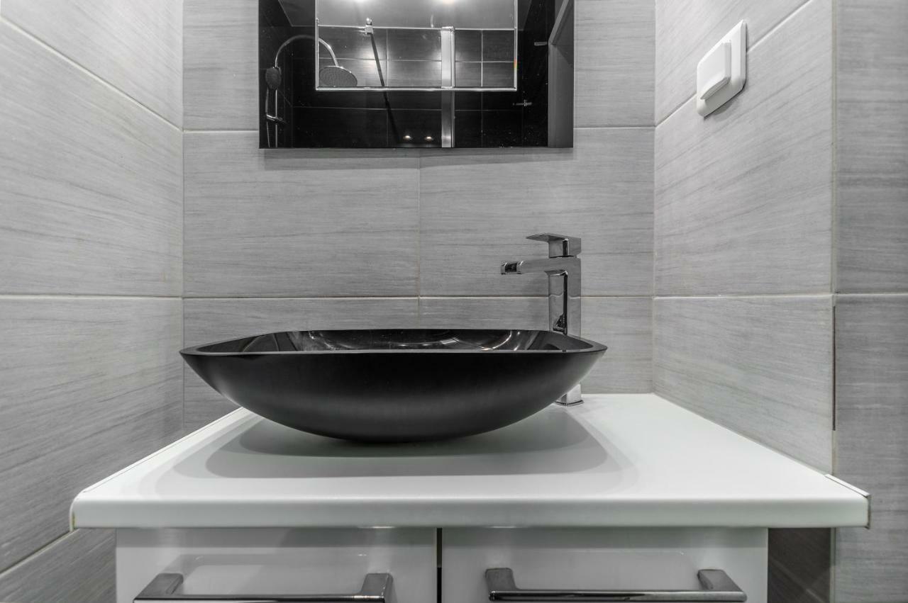 Apartments The View By Noclegi Renters Warsawa Bagian luar foto
